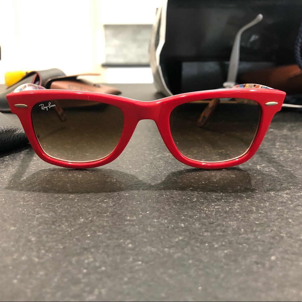 Red ray ban wayfarer sunglasses